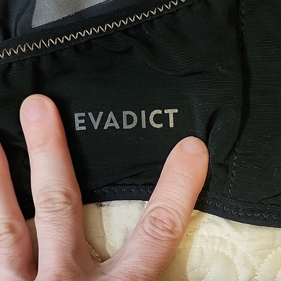 Evadict Black and Tan Running Belt - Picture 10 of 14